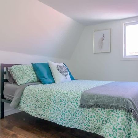 Amazing Location In Saint John 2 Bedroom Modern Parking New מראה חיצוני תמונה
