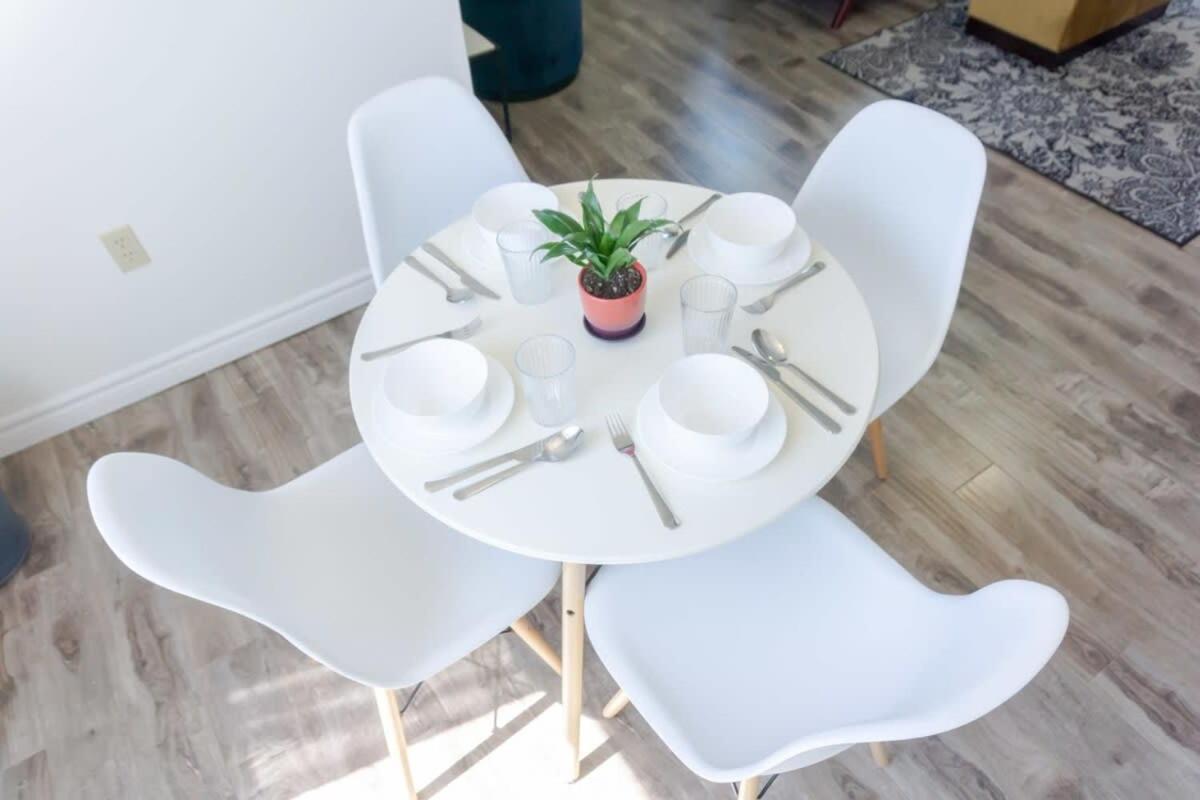 Amazing Location In Saint John 2 Bedroom Modern Parking New מראה חיצוני תמונה